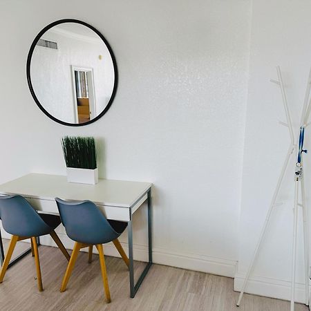 Miami Hollywood Great Two Bedroom Apartment With Channel View 006-22Bvic المظهر الخارجي الصورة